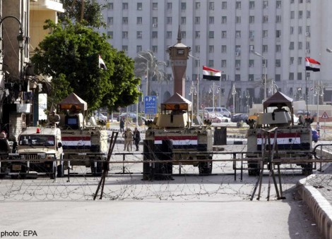 26 killed as attacks rock Egypt's Sinai