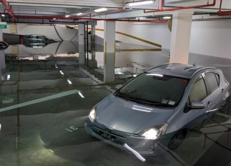Around 20 cars affected after Bukit Timah condo carpark floods; PUB says faulty valve to blame