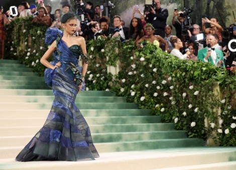 Zendaya in blue, sparkling J Lo arrive at garden-themed Met Gala