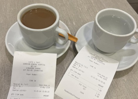 'Unethical pricing!' Dinner upset over $1 charge for cup of water at Sengkang cafe