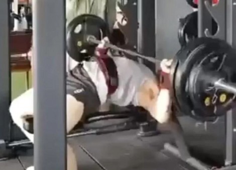 Man in China killed after neck gets crushed by 100kg barbell