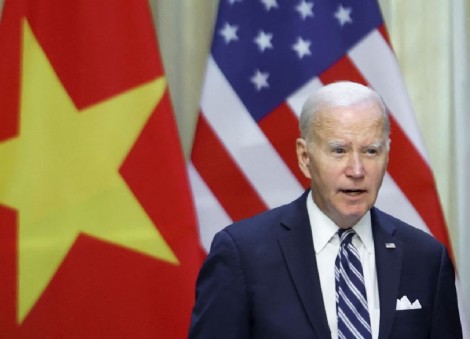 Biden aides in talks with Vietnam for arms deal that could irk China
